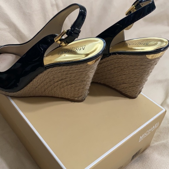 Michael Kors Black Patent  slingback wedges - Picture 3 of 11